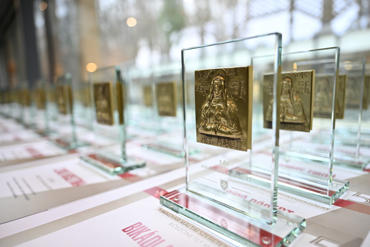 Hűség a szolgálatban – Nyolc Boldogság díjat vehettek át a Máltai Szeretetszolgálat munkatársai