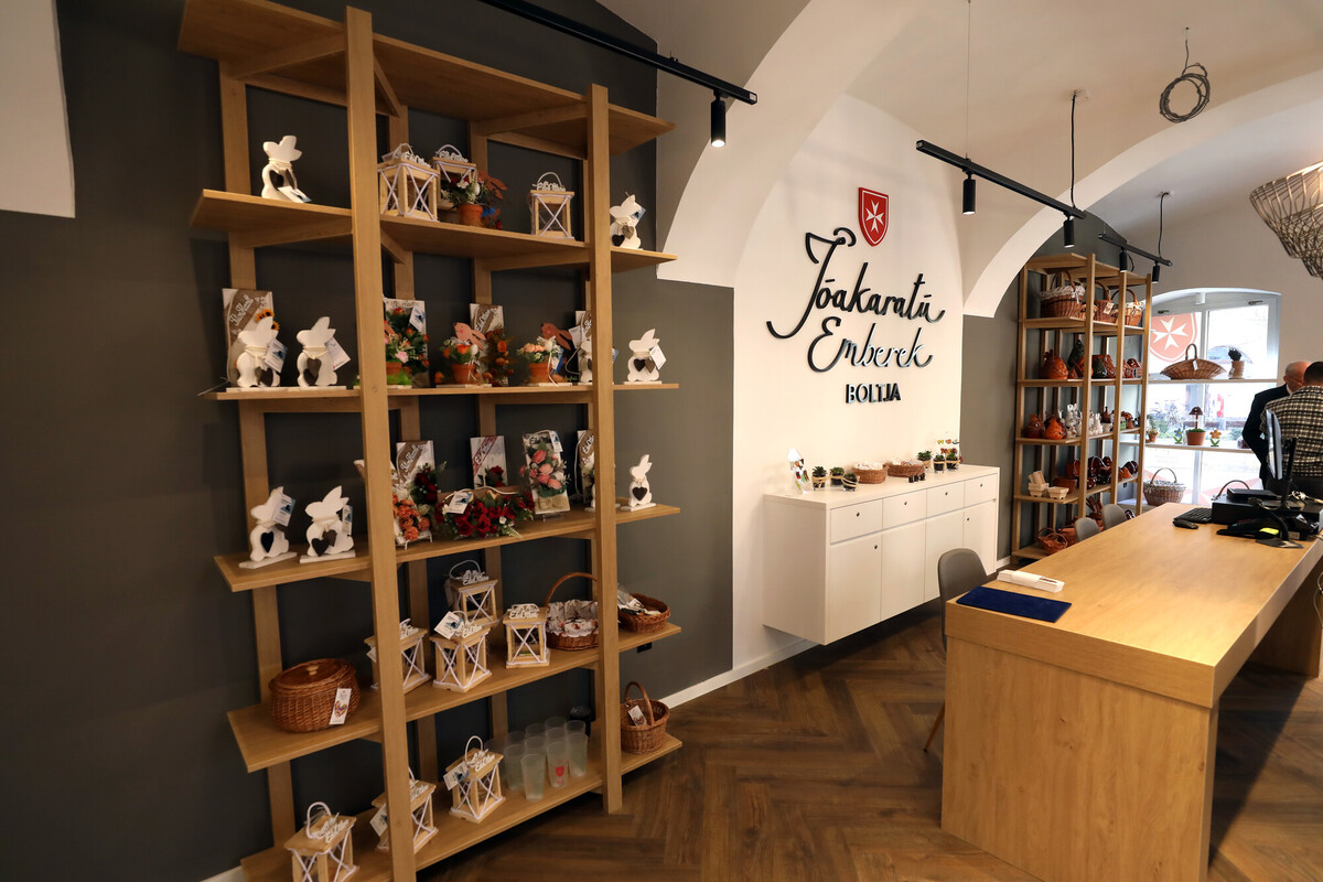 Ahonnan többet vihetsz haza - Megnyílt a Jóakaratú Emberek Boltja Győrben