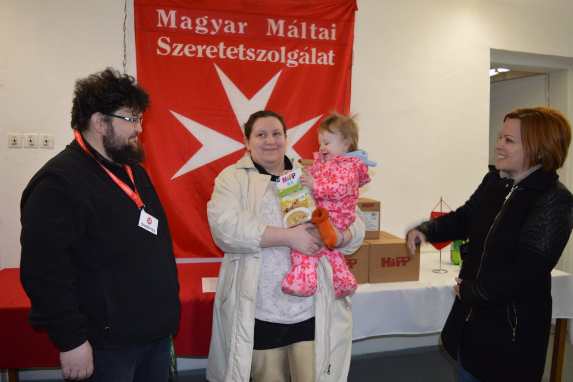 Babatápszert adományozott és új együttműködést kötött a Máltai Szeretetszolgálat Makói Csoportja