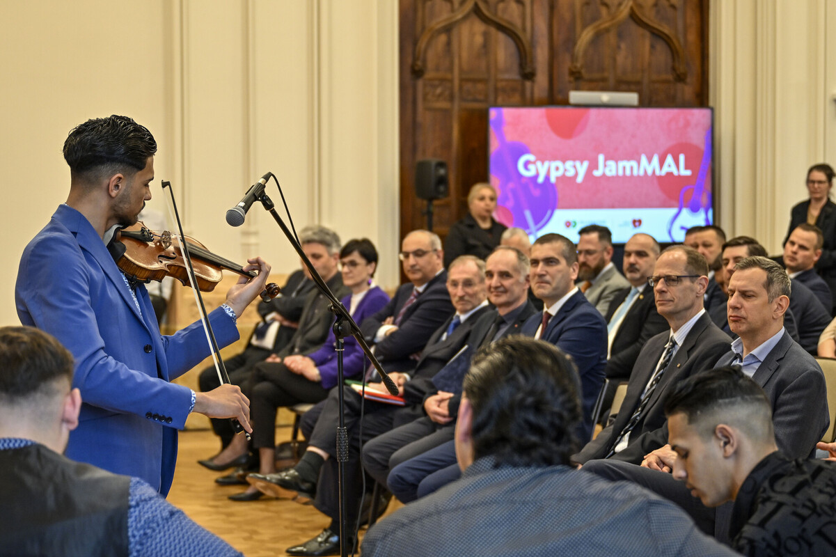 Félúton járunk, de az eredmények önmagukért beszélnek