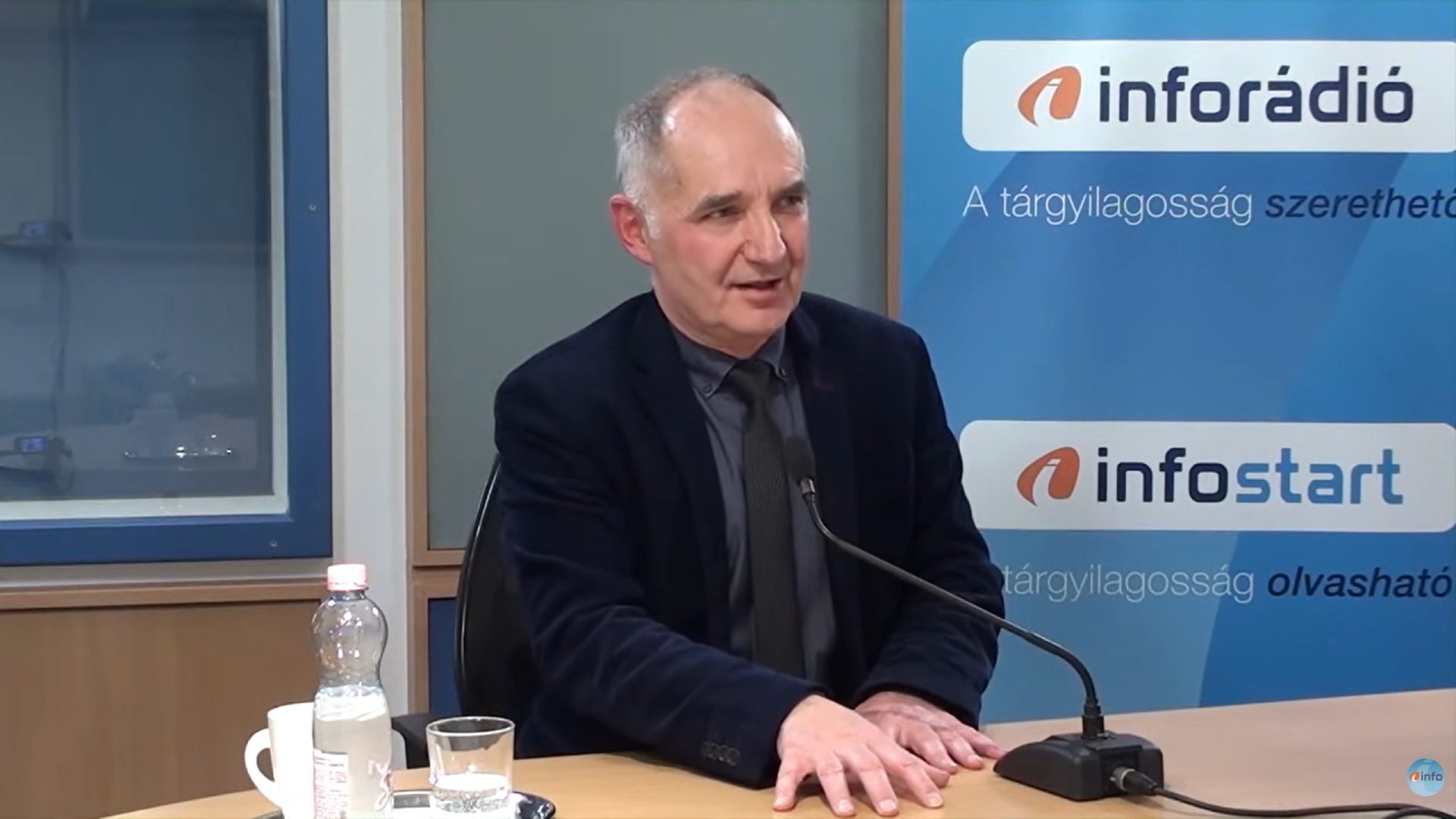 „Ha megkérdezem, akar-e továbbtanulni, már nem azt mondja, hogy lehet, hanem hogy persze” – Beszélgetés a legnehezebb sorsok megfordításáról Vecsei Miklóssal