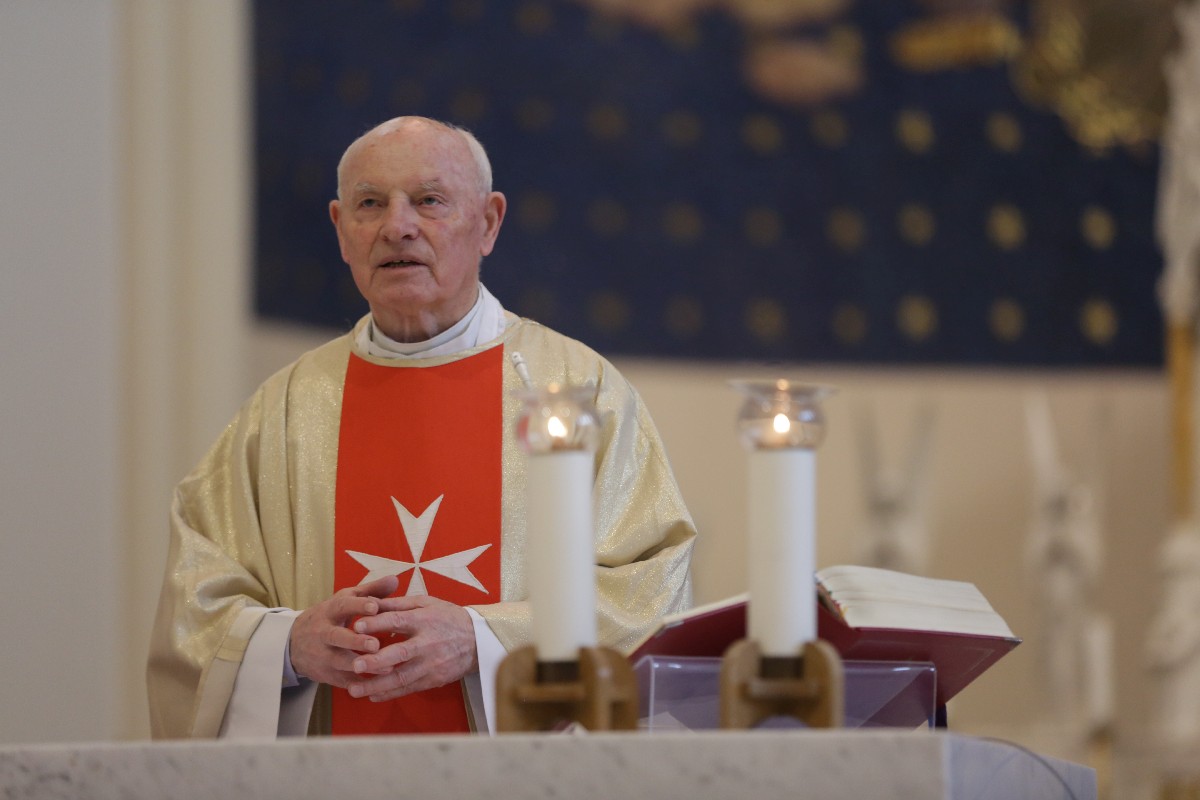 Kozma Imre atya szentmiséjének élő közvetítése Virágvasárnap | Vasárnap 9 órakor